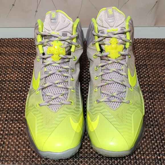 LEBRON 11 'MAISON DU LEBRON - Picture 2 of 7